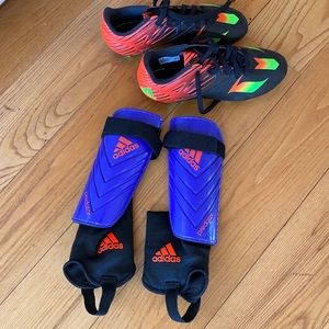 Kids soccer shoes cleats, NEW! Sz 3us boys